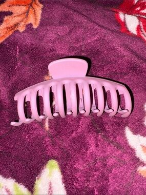 Matte Pink Hair Claw Clip